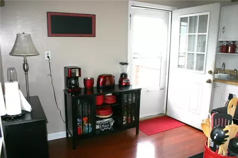 1027 N Burnett, Springfield, OH 45503 photo 7