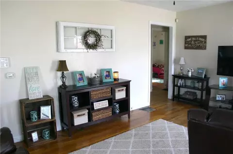 1027 N Burnett, Springfield, OH 45503 photo 6