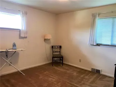 303 Canterbury Dr, Springfield, OH 45503 photo 23