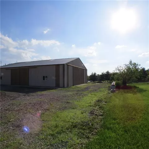 1899 E Bluelick, Lima, OH 45801 photo 14