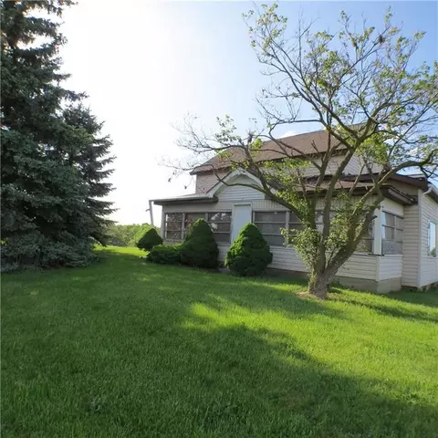 1899 E Bluelick, Lima, OH 45801 photo 4