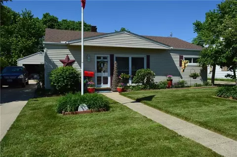 2046 N Hadley, Springfield, OH 45505 photo 1