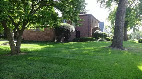 312 W Harding Rd, Springfield, OH 45504 photo 4