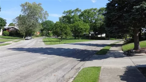 312 W Harding Rd, Springfield, OH 45504 photo 10