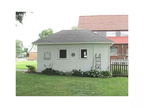 2315 E High St, Springfield, OH 45505 photo 25