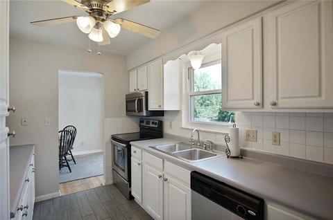 2320 Derr Rd, Springfield, OH 45503 photo 3