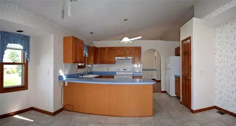 5464 Stoneridge, Springfield, OH 45503 photo 13