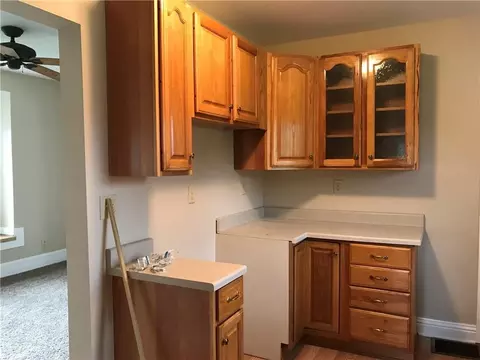 852 N Burnett Rd, Springfield, OH 45503 photo 7