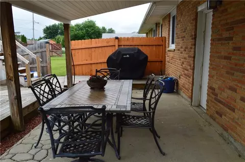 1723 Montego, Springfield, OH 45503 photo 22