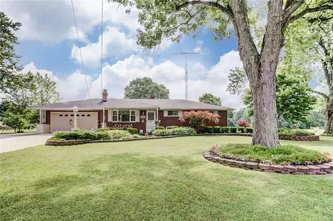 6328 Prairie, Springfield, OH 45502 photo 3