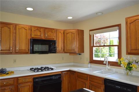 1352 Ryan Ct, Springfield, OH 45503 photo 7