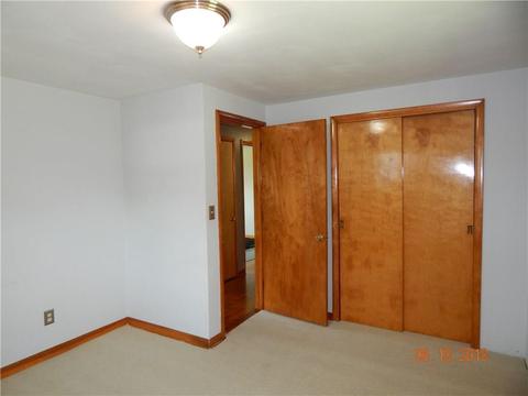 4640 W Ridgewood Rd, Springfield, OH 45503 photo 8