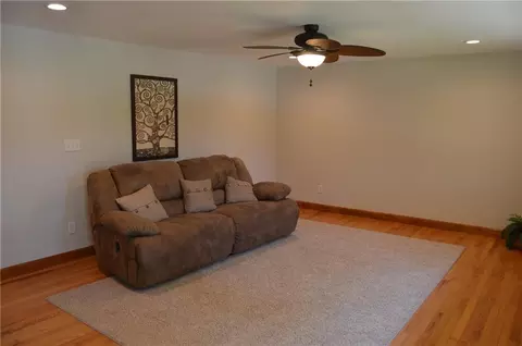 426 Shrine Rd, Springfield, OH 45504 photo 7