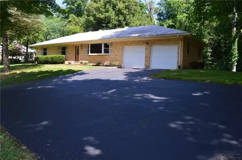 426 Shrine Rd, Springfield, OH 45504 photo 3