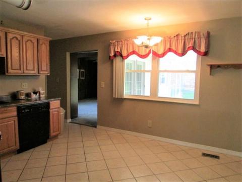 3434 Red Coach Dr, Springfield, OH 45503 photo 8