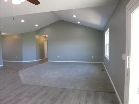 2264 E Wayne St, Celina, OH 45822 photo 5