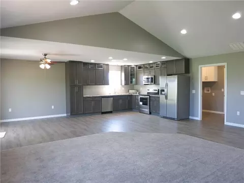 2264 E Wayne St, Celina, OH 45822 photo 6