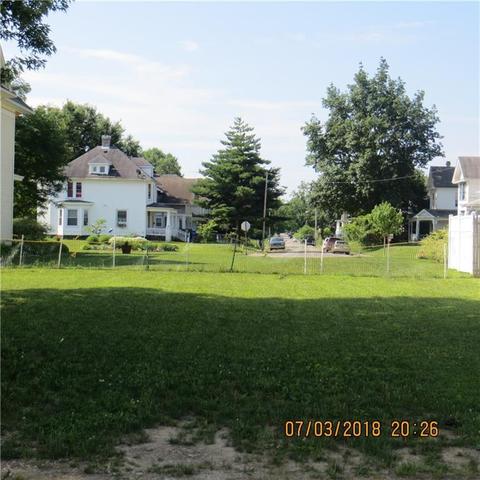 24 W Perrin, Springfield, OH 45506 photo 2