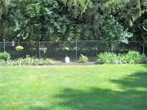3470 Hedgely, Springfield, OH 45506 photo 33