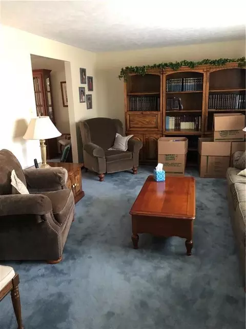 3303 Seneca, Springfield, OH 45502 photo 2