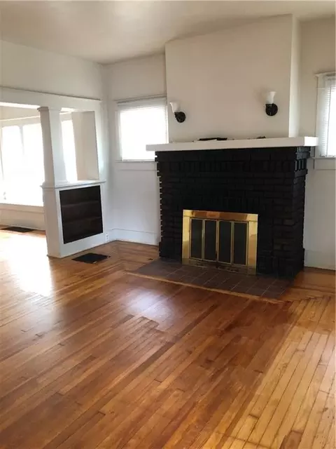 218 W Southern Ave, Springfield, OH 45506 photo 2