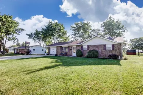 404 Millette, Anna, OH 45302 photo 2