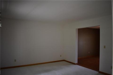 1475 Groop Rd, Springfield, OH 45504 photo 6