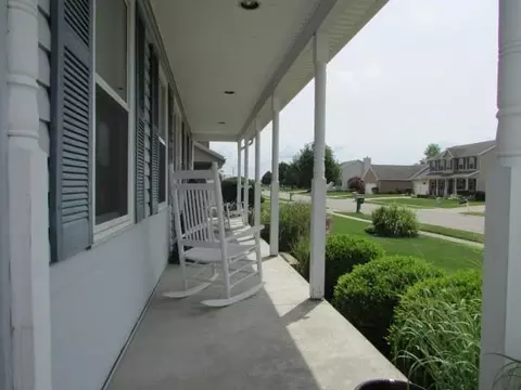 1364 Willow Chase Dr, Springfield, OH 45503 photo 4