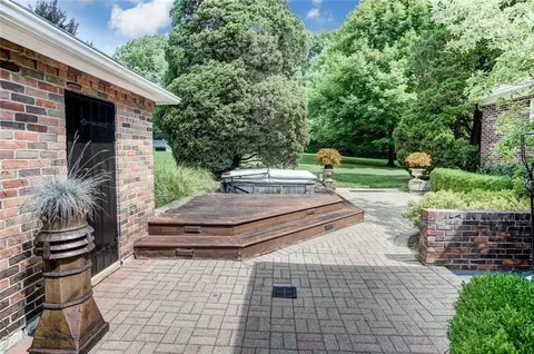 2571 N Limestone, Springfield, OH 45503 photo 61