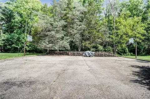 2571 N Limestone, Springfield, OH 45503 photo 74
