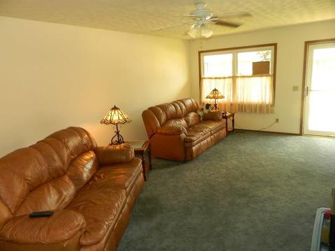 4895 Auston St, Springfield, OH 45502 photo 4