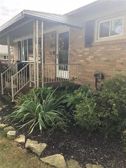 1513 Torrence Dr, Springfield, OH 45503 photo 2