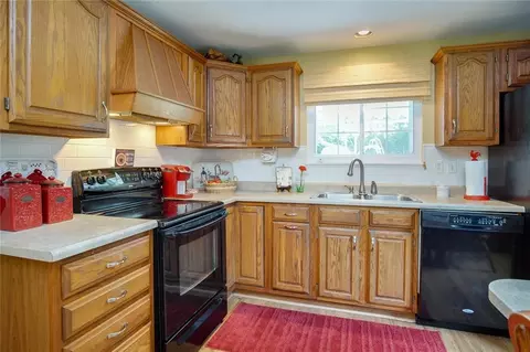 5242 Hahn Ave, Fairborn, OH 45324 photo 8