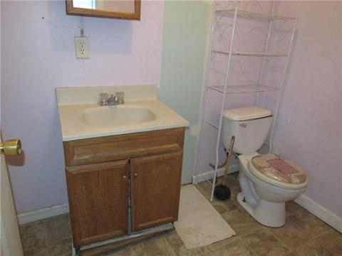 1404 W High St, Springfield, OH 45506 photo 16