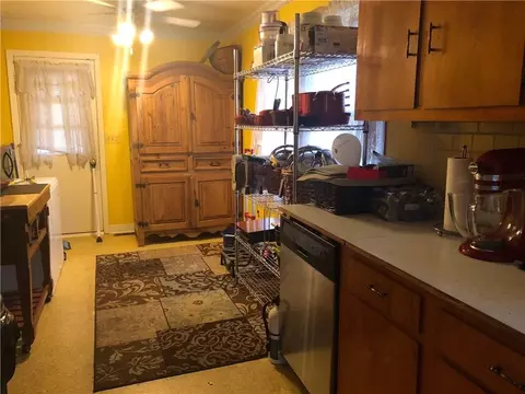 925 W Perrin, Springfield, OH 45506 photo 12