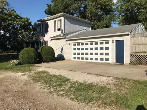 493 W County Line, Springfield, OH 45502 photo 3