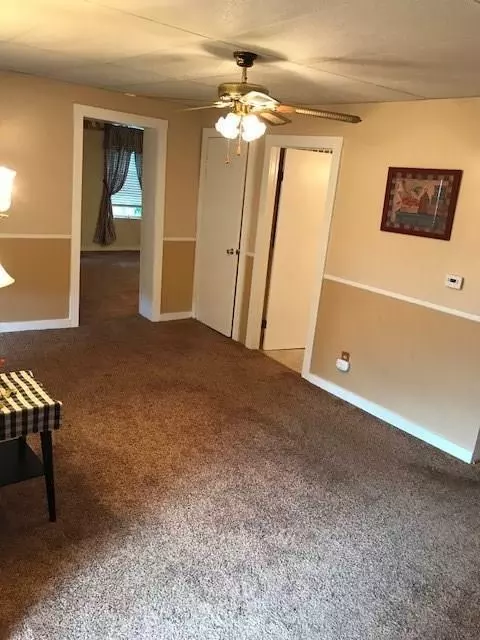 493 W County Line, Springfield, OH 45502 photo 14