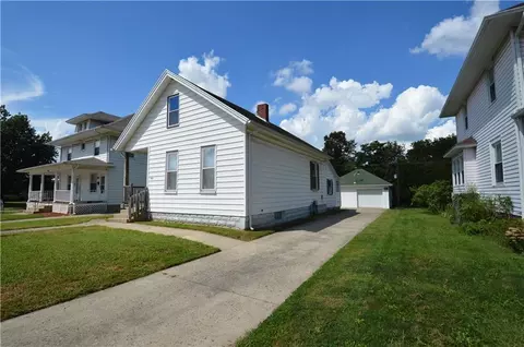 1022 Lagonda Ave, Springfield, OH 45503 photo 1