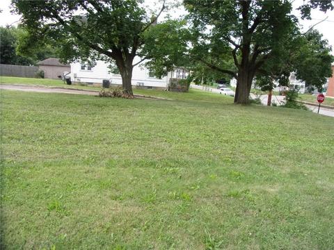 526 N Light St, Springfield, OH 45504 photo 4