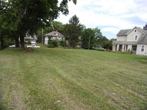 526 N Light St, Springfield, OH 45504 photo 1
