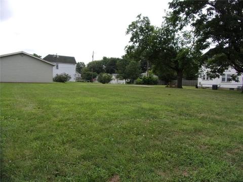 526 N Light St, Springfield, OH 45504 photo 3