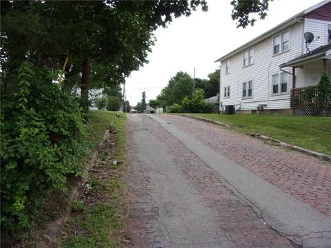 526 N Light St, Springfield, OH 45504 photo 6