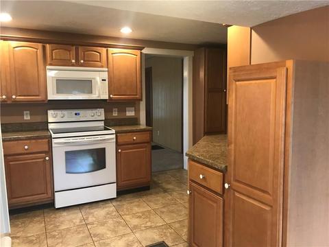 318 E Broadway, Covington, OH 45318 photo 13