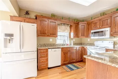 208 N Main St, De Graff, OH 43318 photo 12