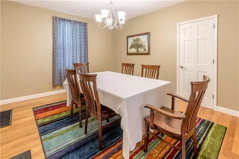 208 N Main St, De Graff, OH 43318 photo 19