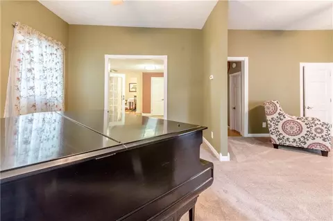 208 N Main St, De Graff, OH 43318 photo 8