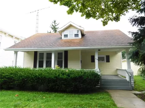 618 N Main St, Ada, OH 45810 photo 1