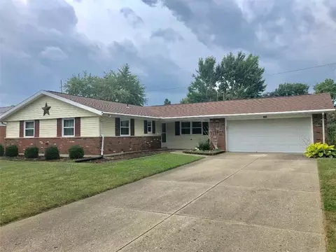 3025 Bahia Dr, Springfield, OH 45503 photo 1