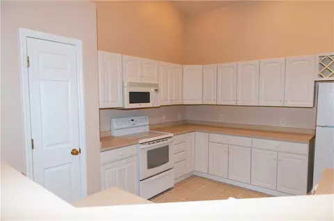 1380 Darien Ln, Springfield, OH 45505 photo 4