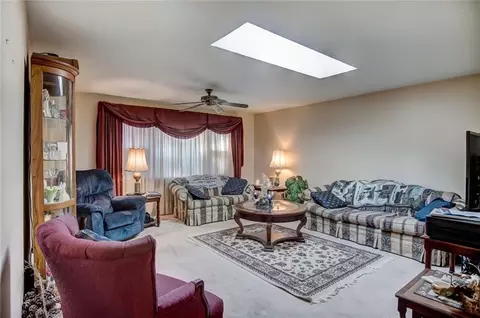3125 E High, Springfield, OH 45505 photo 4